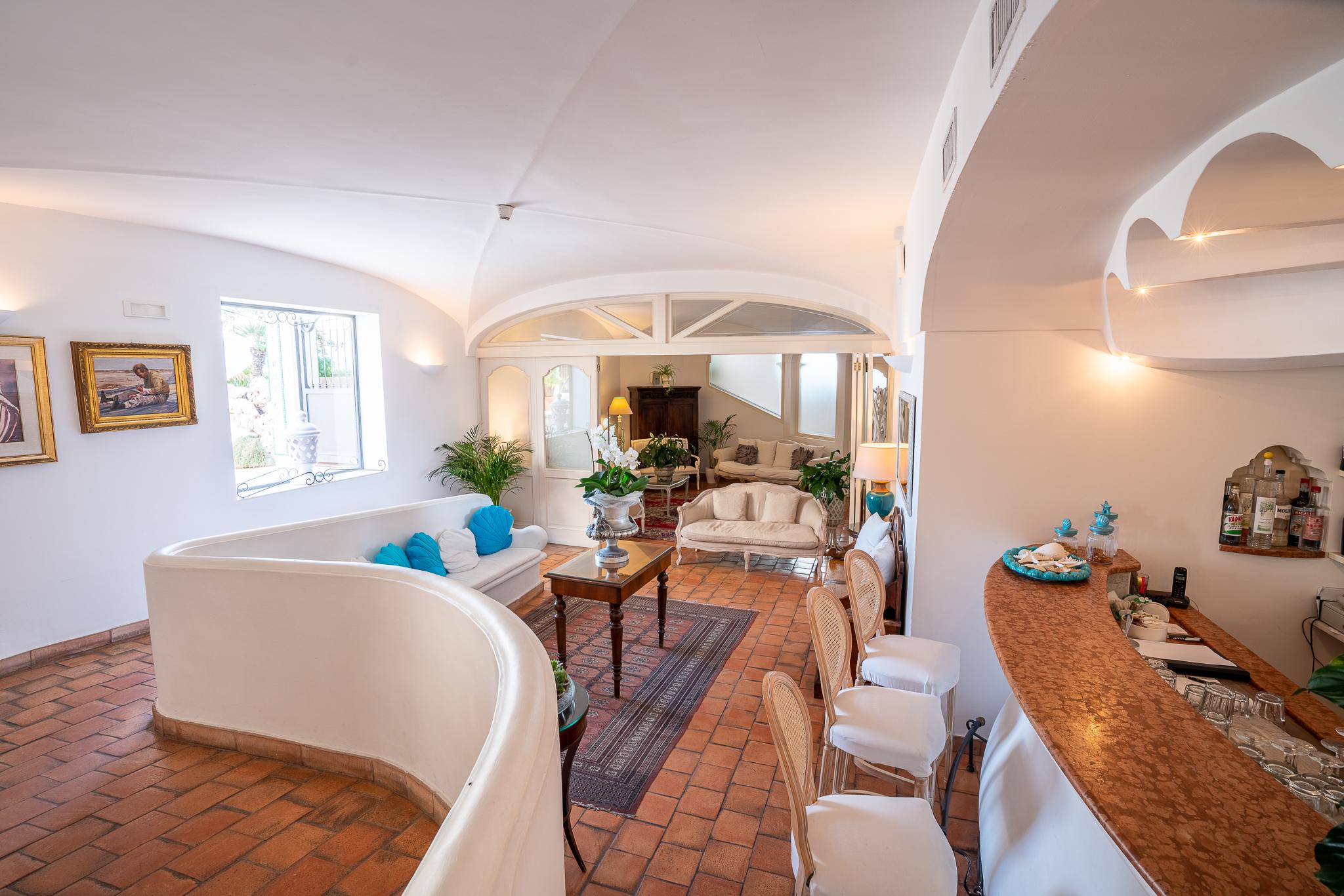 Hotel Covo Dei Saraceni 4*